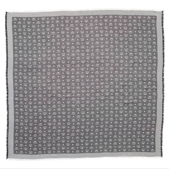 MCM shawl scarf - Picture 15 of 16
